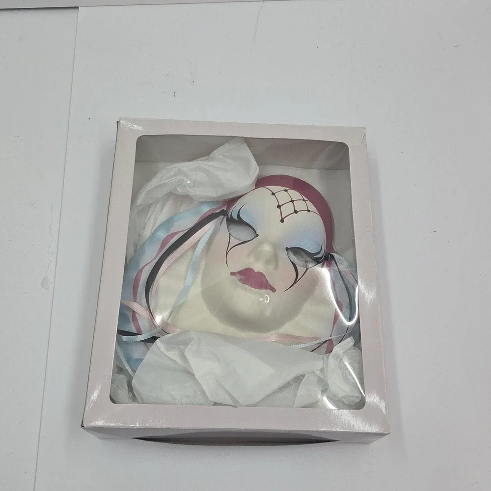 VTG Judith Anton? Signed Mardi Gras Mask Naghis New‎ Orleans Porcelain Mask